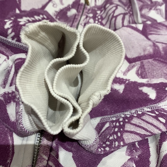 Unique TNA Aritzia Butterfly Full Zip Purple & White Hoodie - size M - Picture 9 of 16